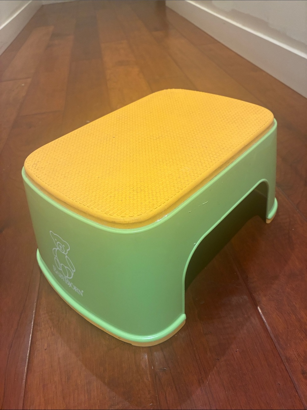 Baby Bjorn Yellow Top Green Plastic Step Stool